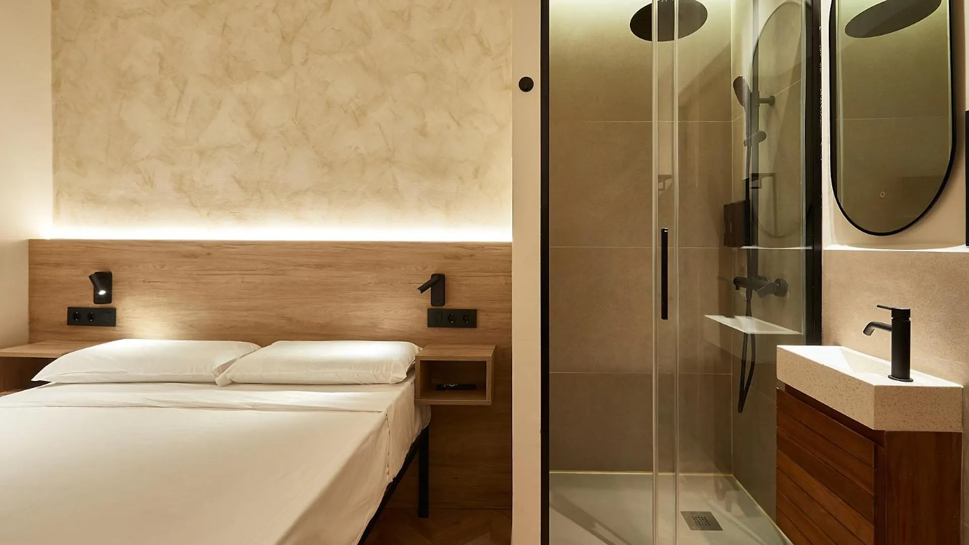 Hostal Parisien Barcelona