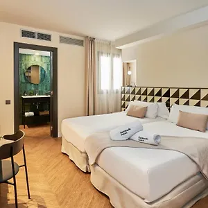 The Moods Oasis *** Barcellona