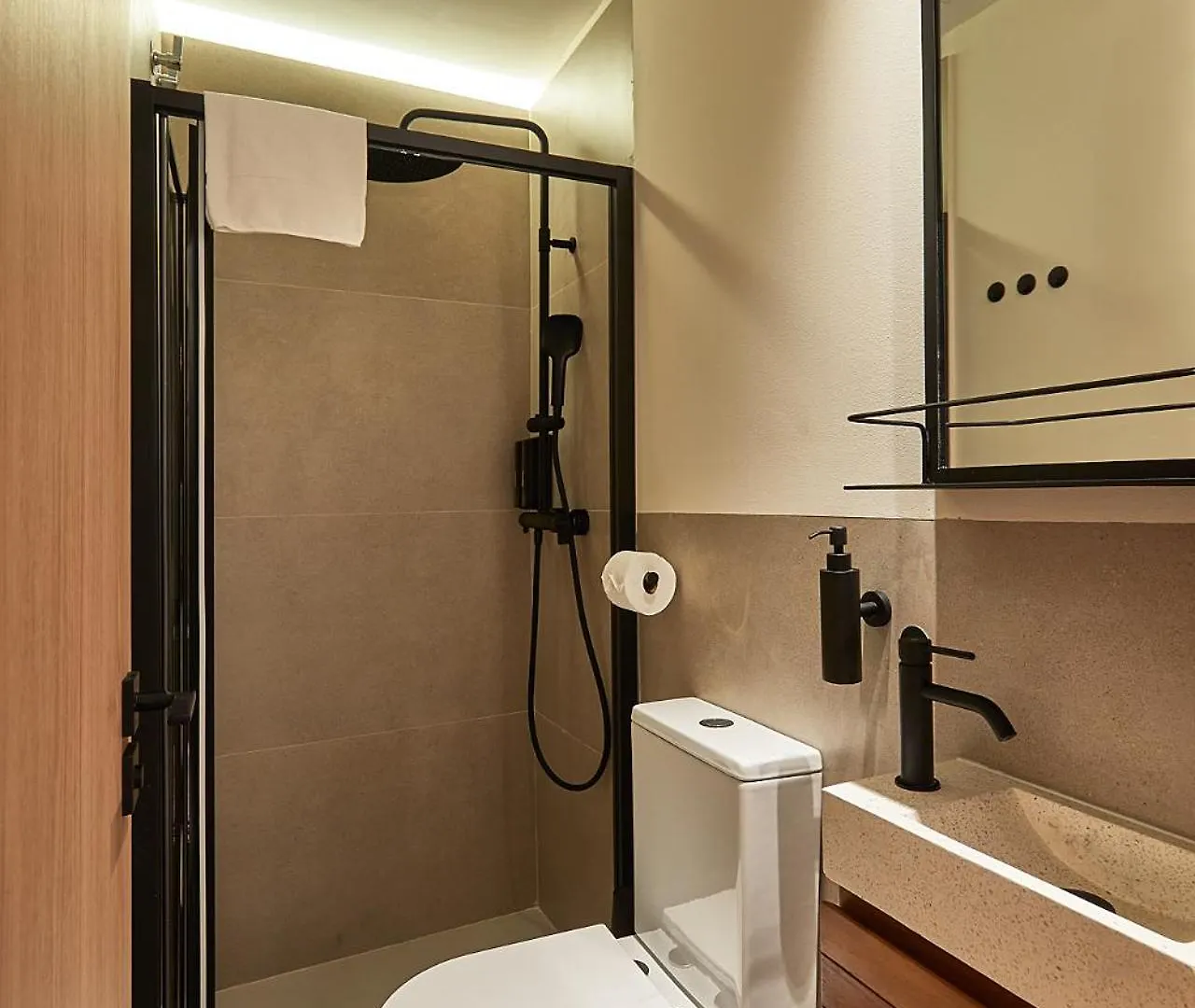 Ella Hostel Boqueria Barcelona Guest house